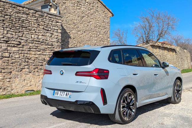 Exterieur_essai-bmw-x3-30e-xdrive-l-hybride-qui-enterre-le-diesel_1